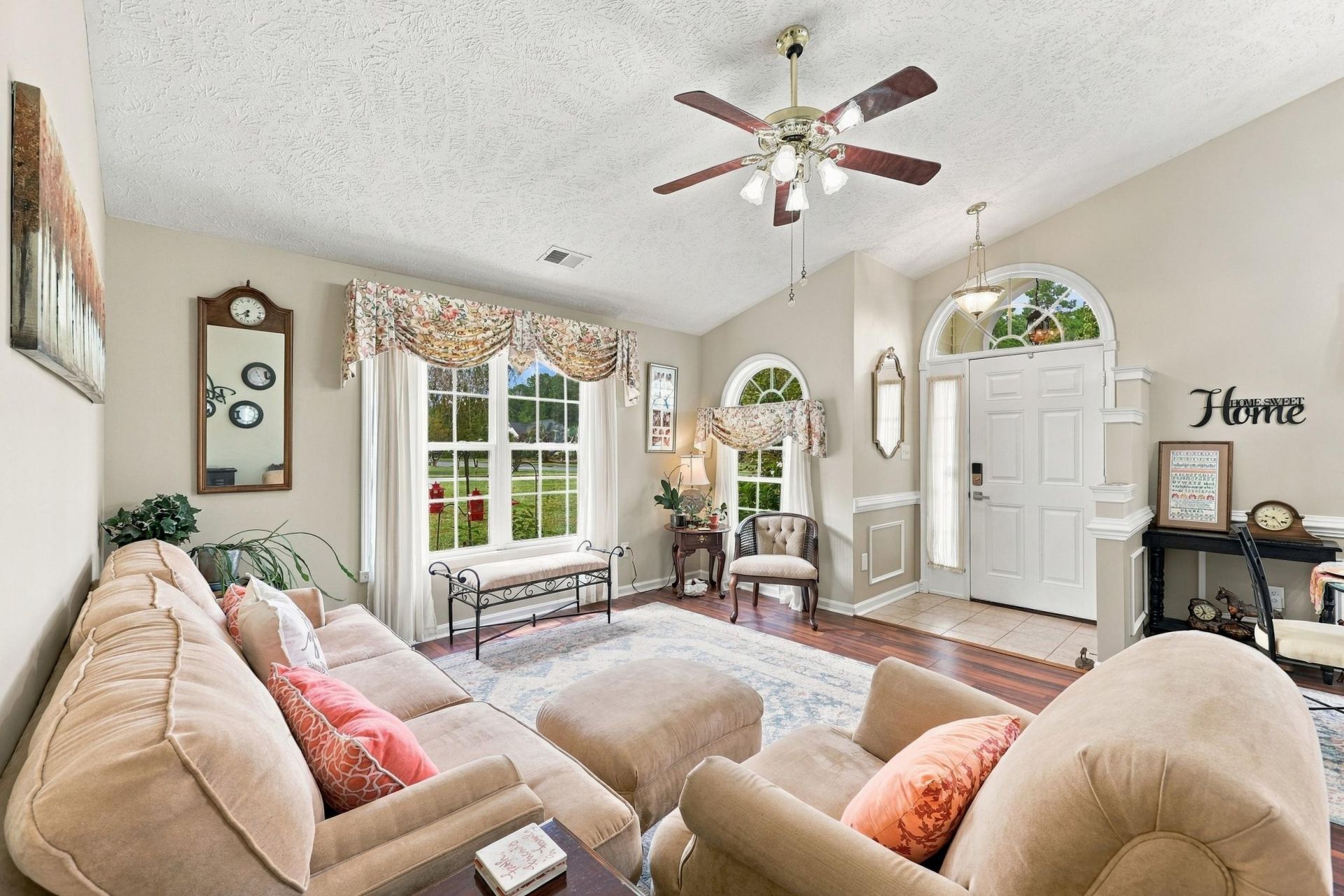 2517 Hunters Trail Photo 4