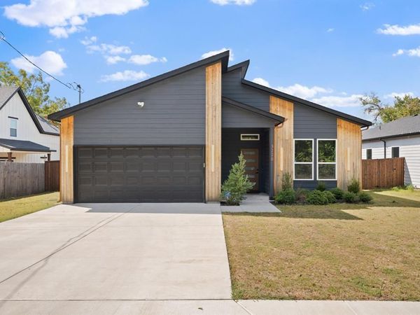 3220 Houston Street, Greenville, TX 75401