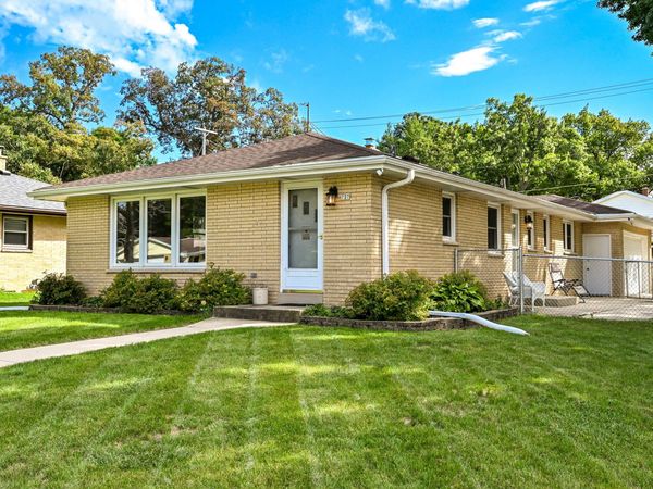 727 W Abbott Ave, Milwaukee, WI 53221