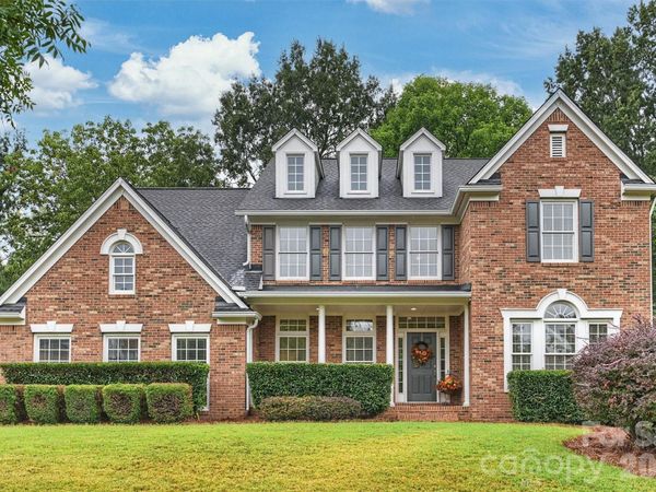 7410 Roseland Avenue, Charlotte, NC 28277