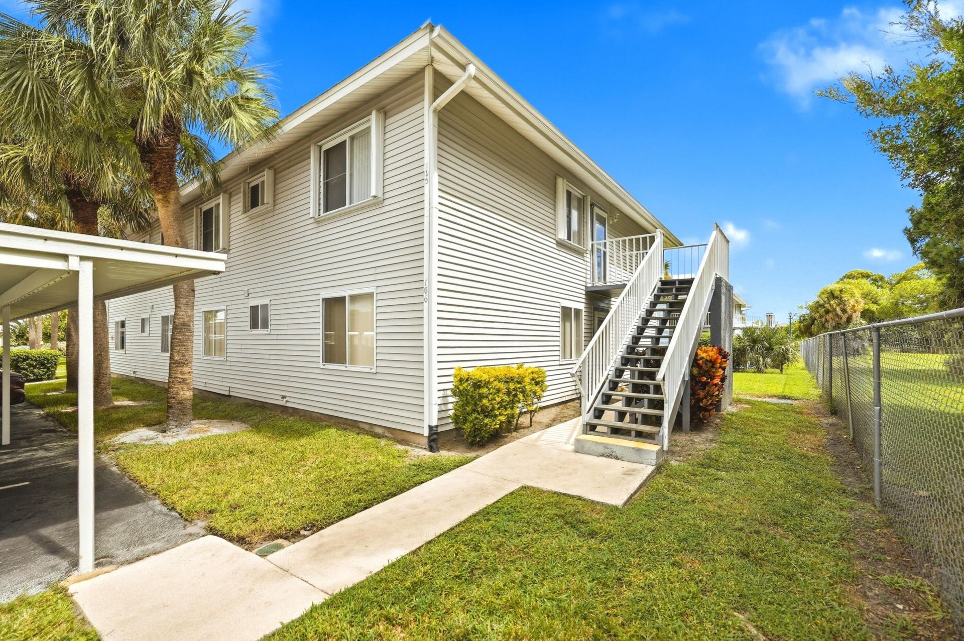 105 SE Village Drive, Port Saint Lucie, FL 34952 Photo