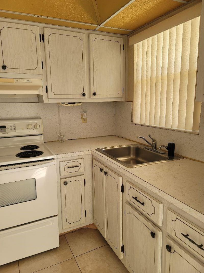 2951 Sunrise Lakes Drive E, Sunrise, FL 33322 Photo