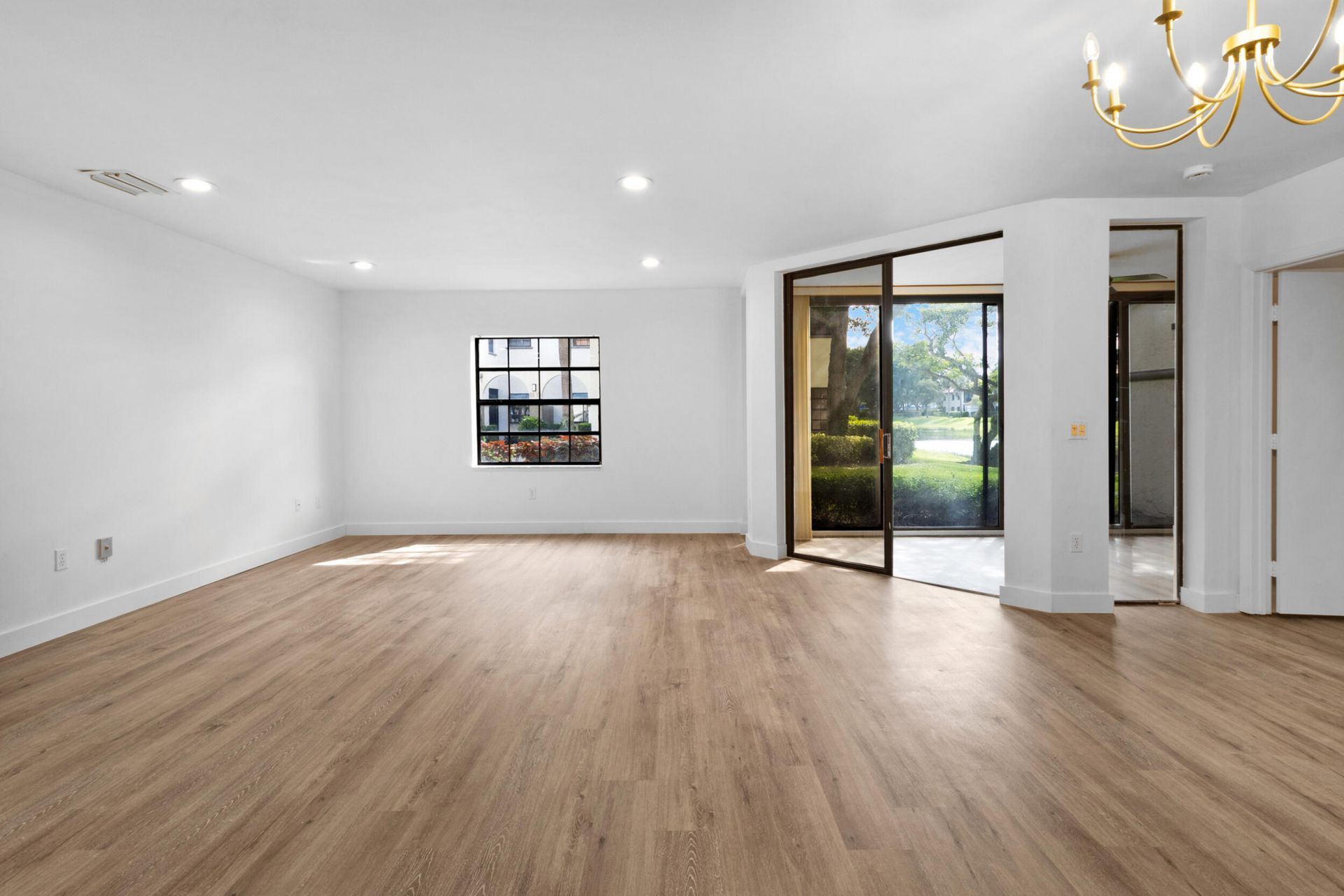 5250 Europa Drive, Unit B, Boynton Beach, FL 33437 Photo