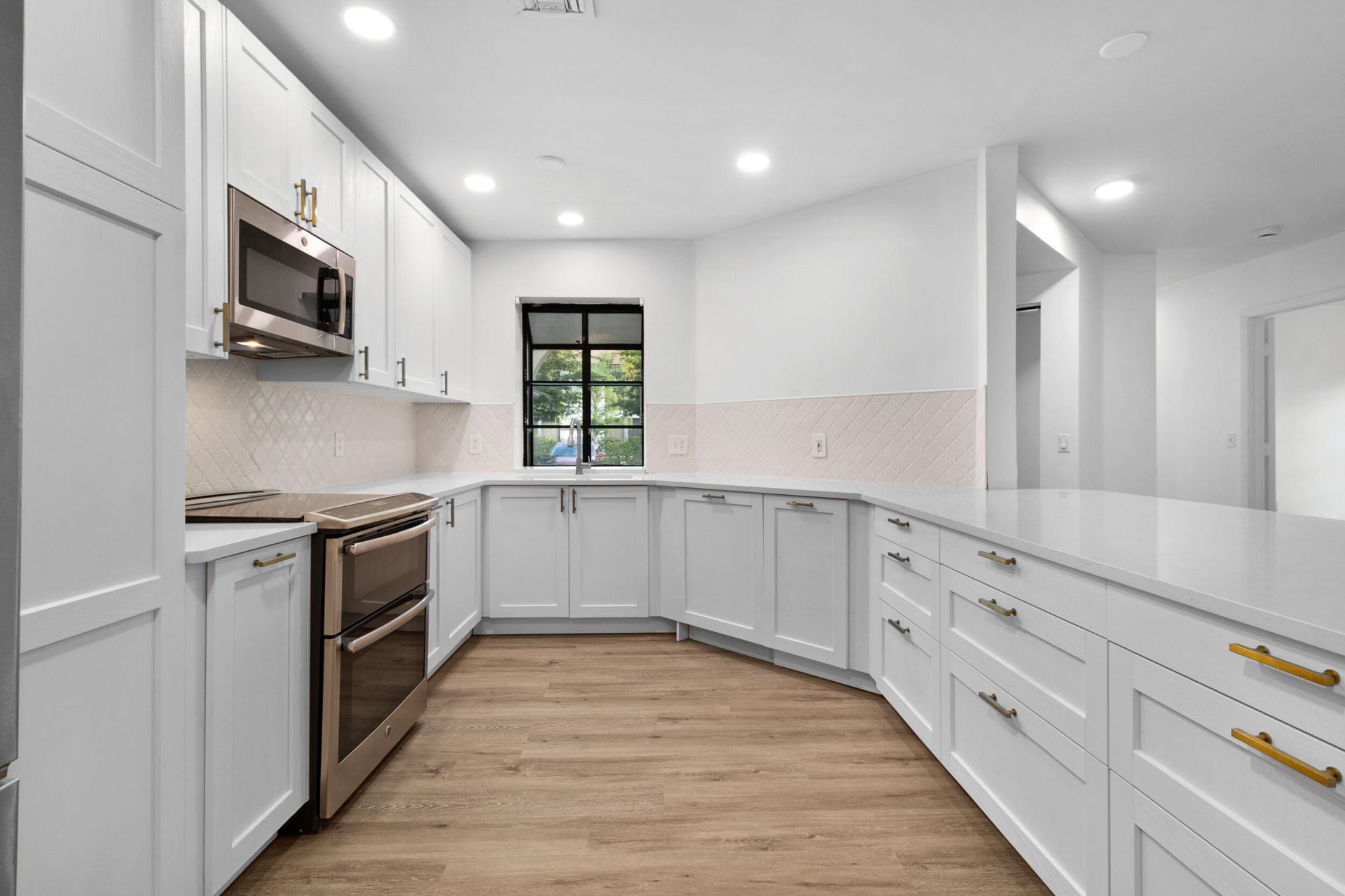 5250 Europa Drive, Unit B, Boynton Beach, FL 33437 Photo