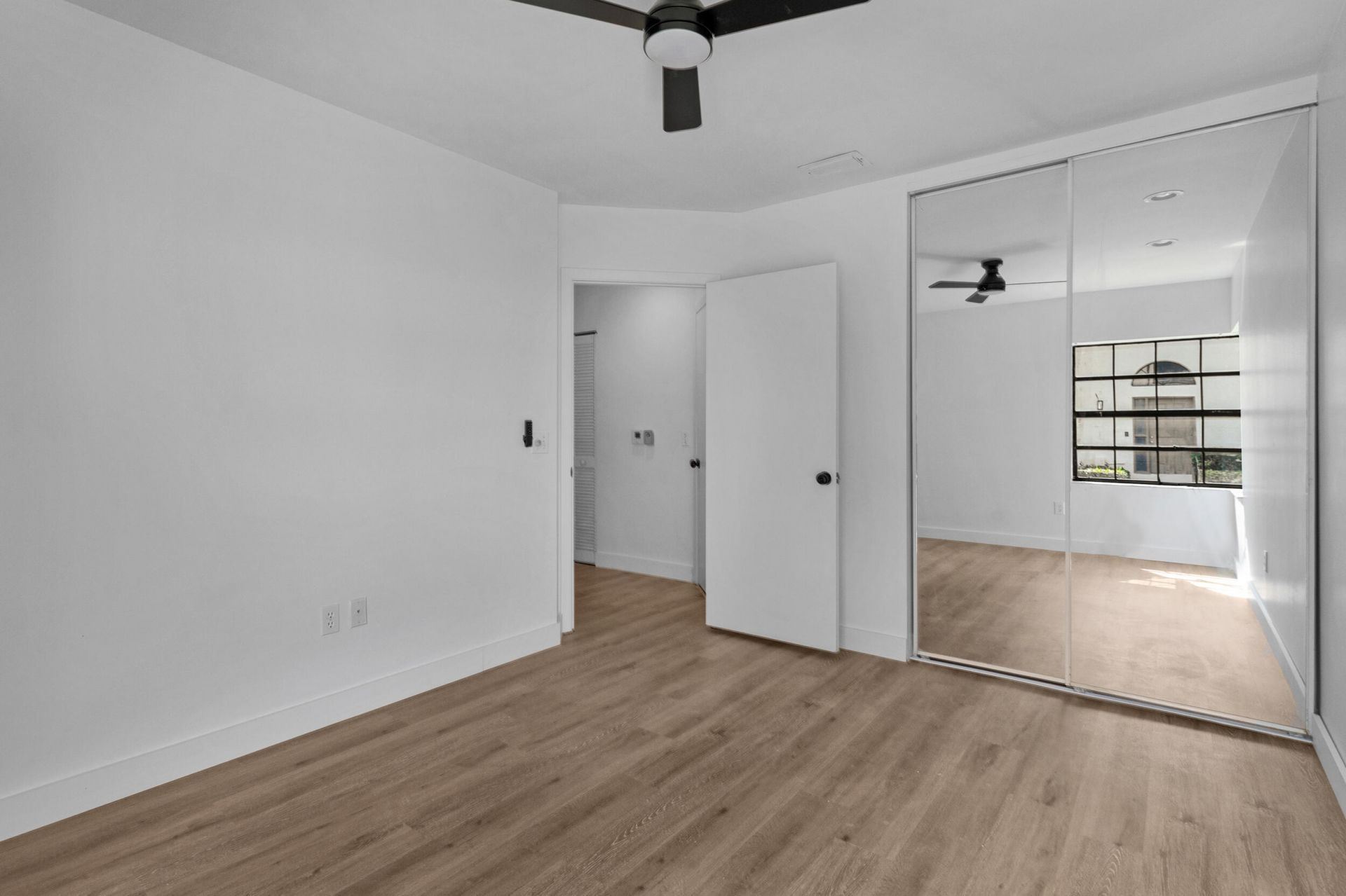 5250 Europa Drive, Unit B, Boynton Beach, FL 33437 Photo