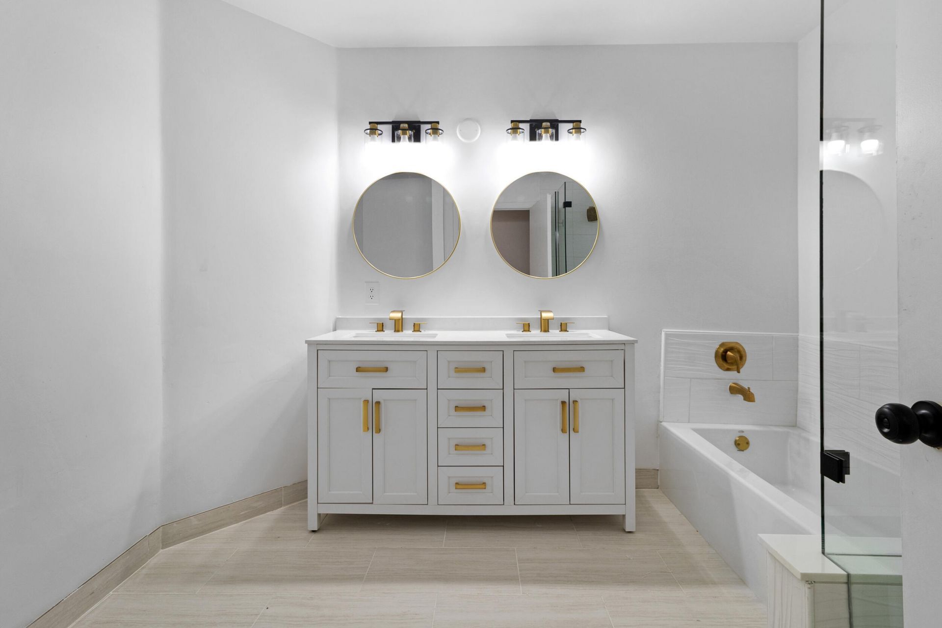 5250 Europa Drive, Unit B, Boynton Beach, FL 33437 Photo