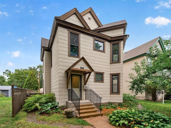 1729 Minnehaha Avenue W, Saint Paul, MN 55104