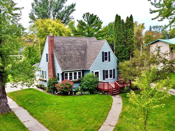 21 1st Street SE, Aitkin, MN 56431