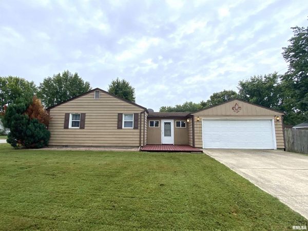 1311 JOHNSON Lane, Springfield, IL 62702