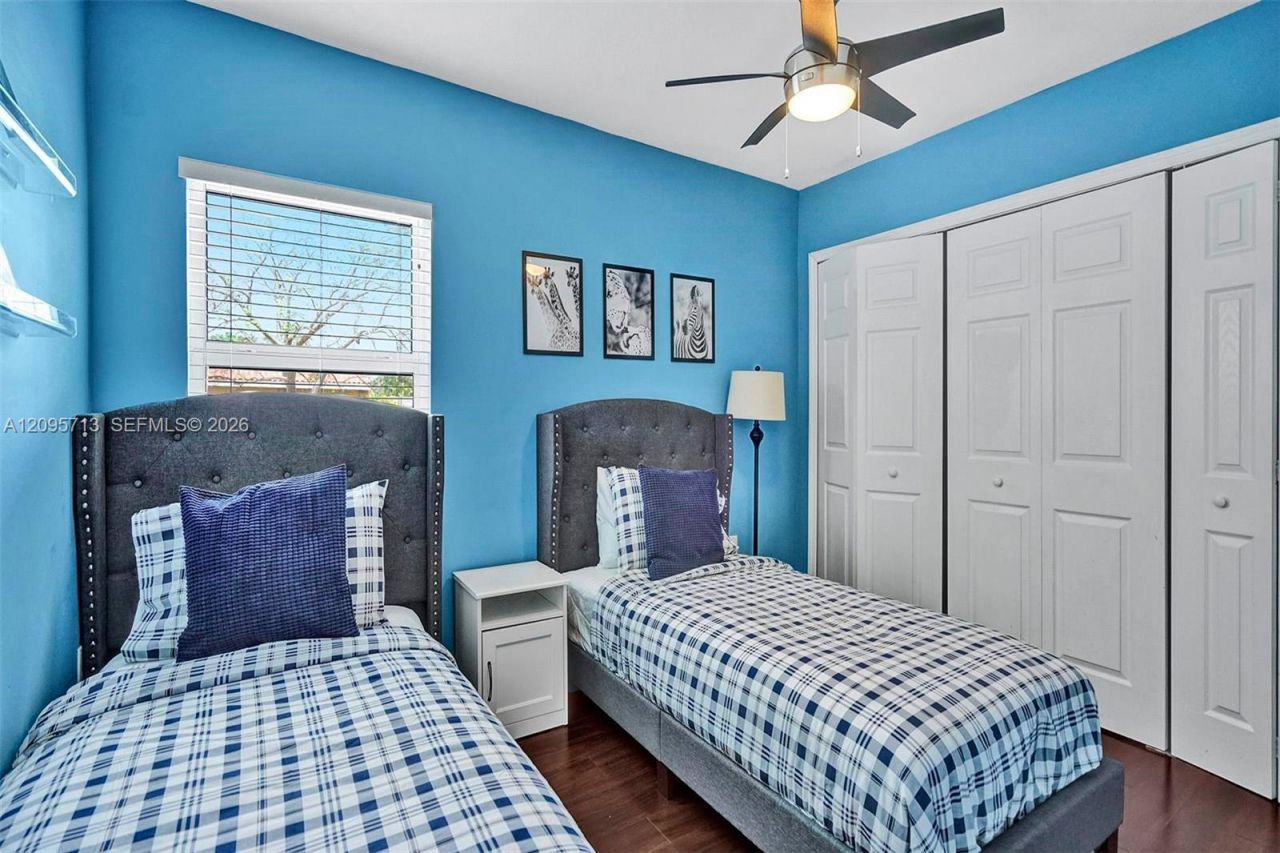 6550 SW 52nd Ter , South Miami, FL 33155 Photo