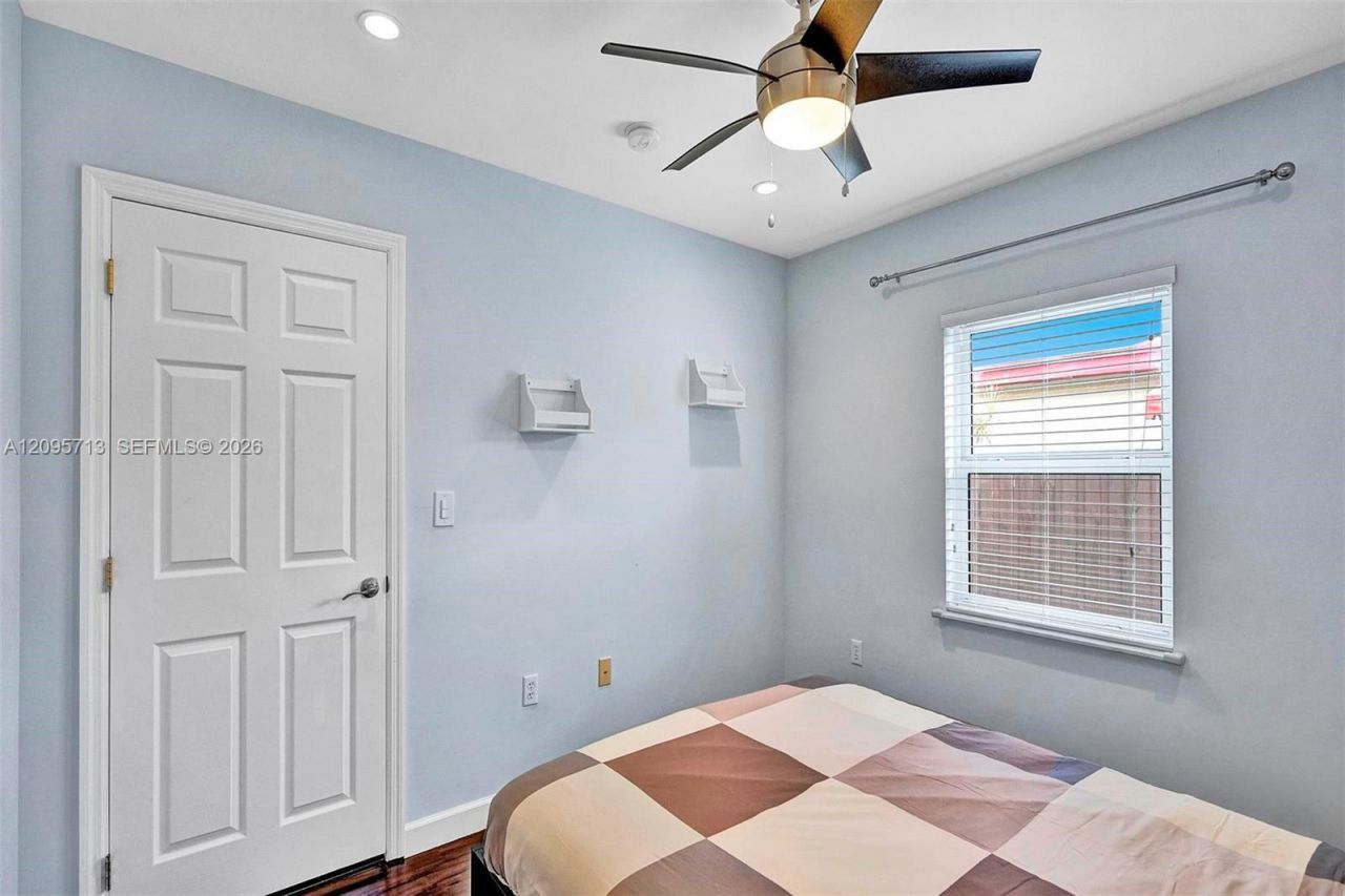 6550 SW 52nd Ter , South Miami, FL 33155 Photo