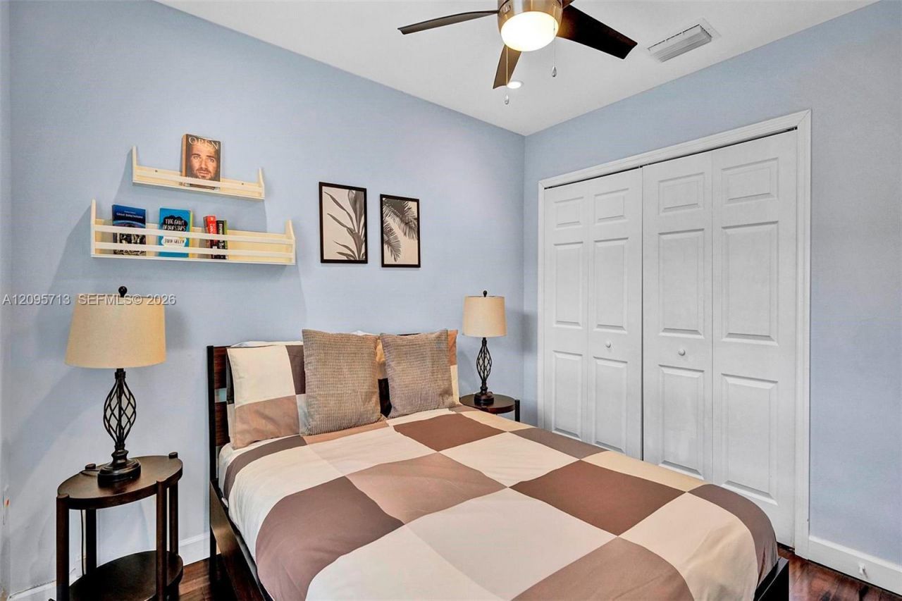 6550 SW 52nd Ter , South Miami, FL 33155 Photo