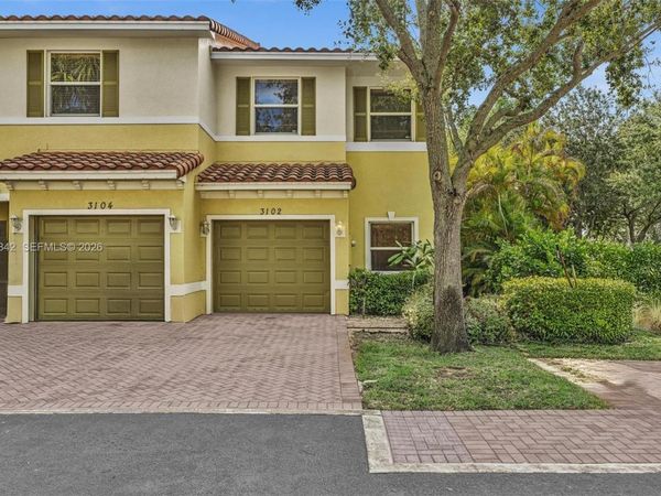 3102 NW 24th Way , Oakland Park, FL 33309
