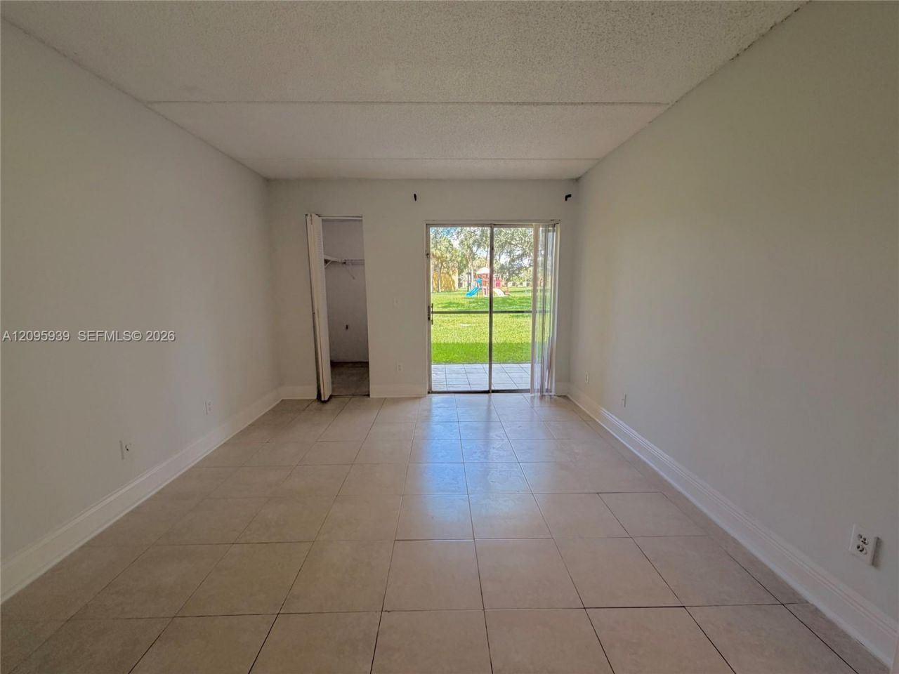 110 Meadows Cir , Unit 110, Boynton Beach, FL 33436 Photo