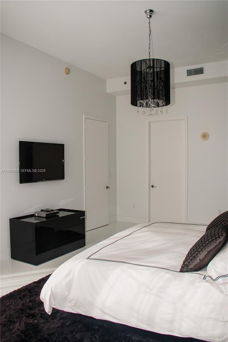 15811 Collins Ave, Unit 4306, Sunny Isles Beach, FL 33160 Photo