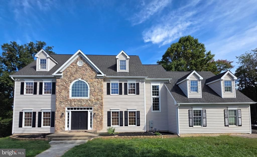 5859 W FALLS ROAD, MOUNT AIRY, MD 21771