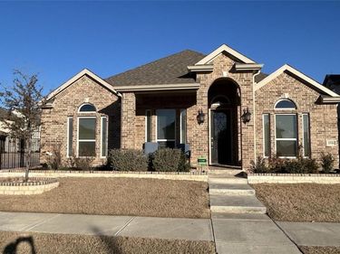 8588 Bachman Lane, Frisco, TX 75036