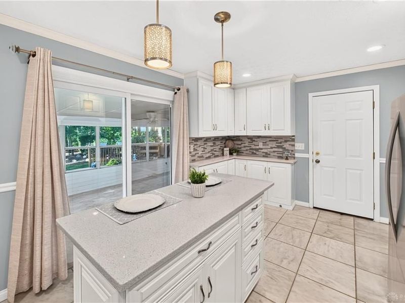 475 Whispering Pines Street, Springboro, OH 45066 Photo 9