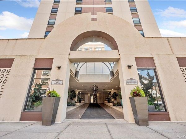 360 Shore Road , Unit 3B, Long Beach, NY 11561
