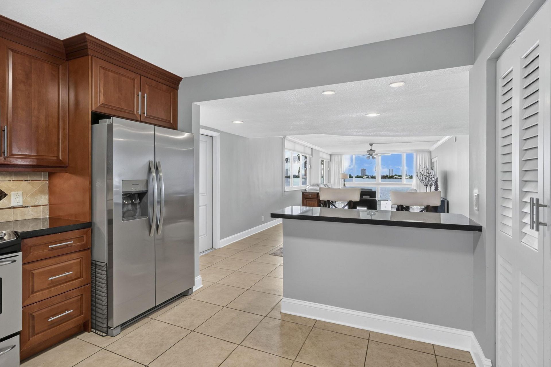 301 Lake Shore Drive, Unit 201, Lake Park, FL 33403 Photo