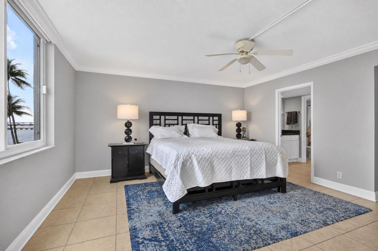 301 Lake Shore Drive, Unit 201, Lake Park, FL 33403 Photo