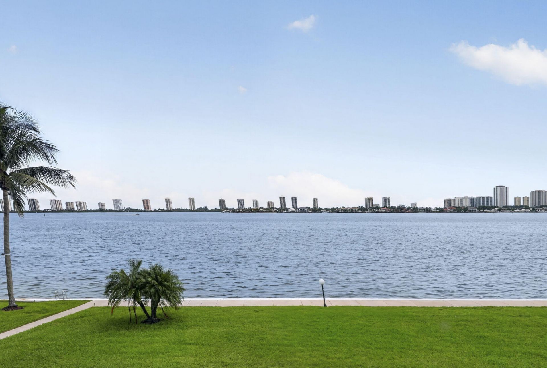 301 Lake Shore Drive, Unit 201, Lake Park, FL 33403 Photo
