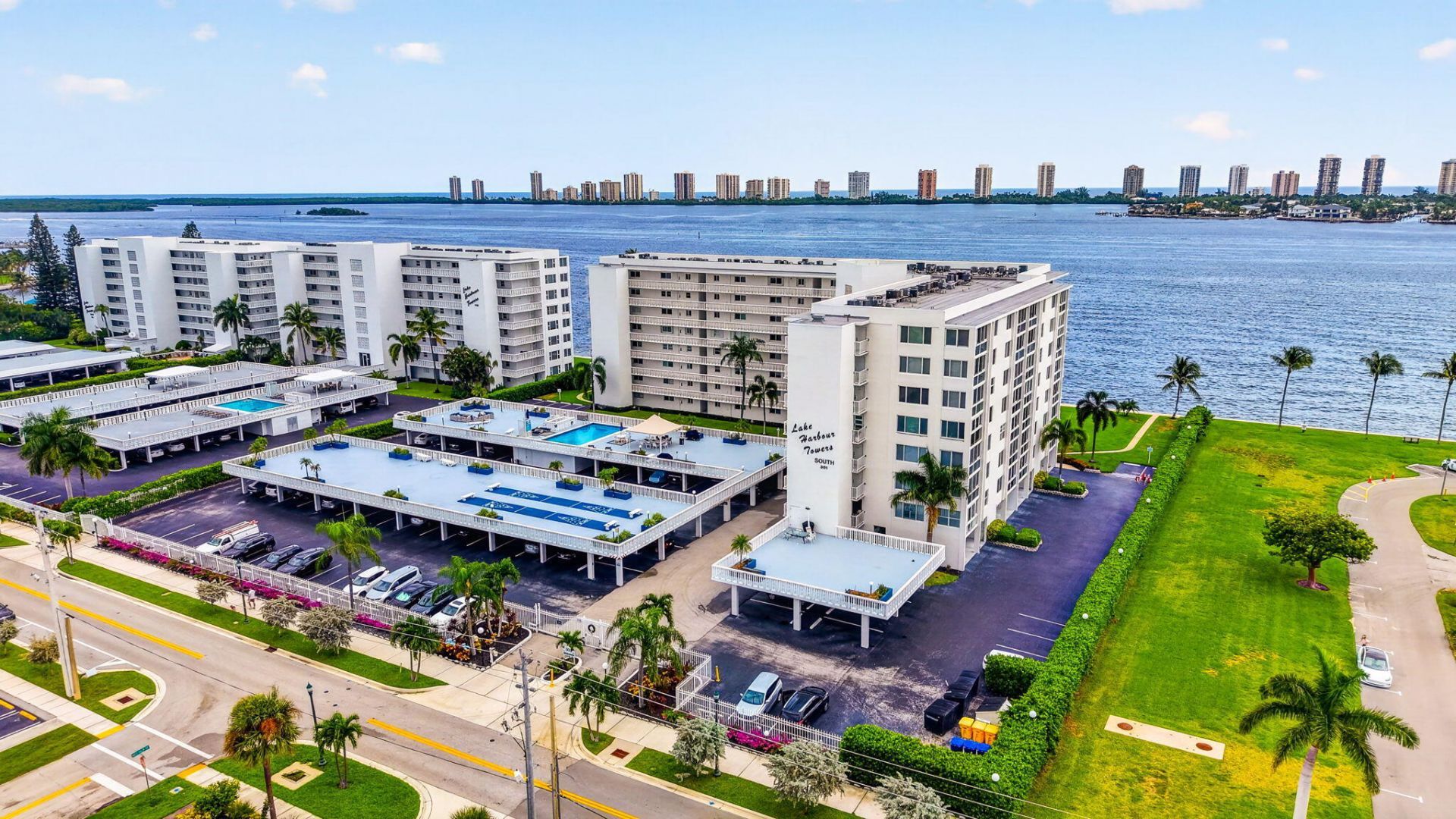301 Lake Shore Drive, Unit 201, Lake Park, FL 33403 Photo