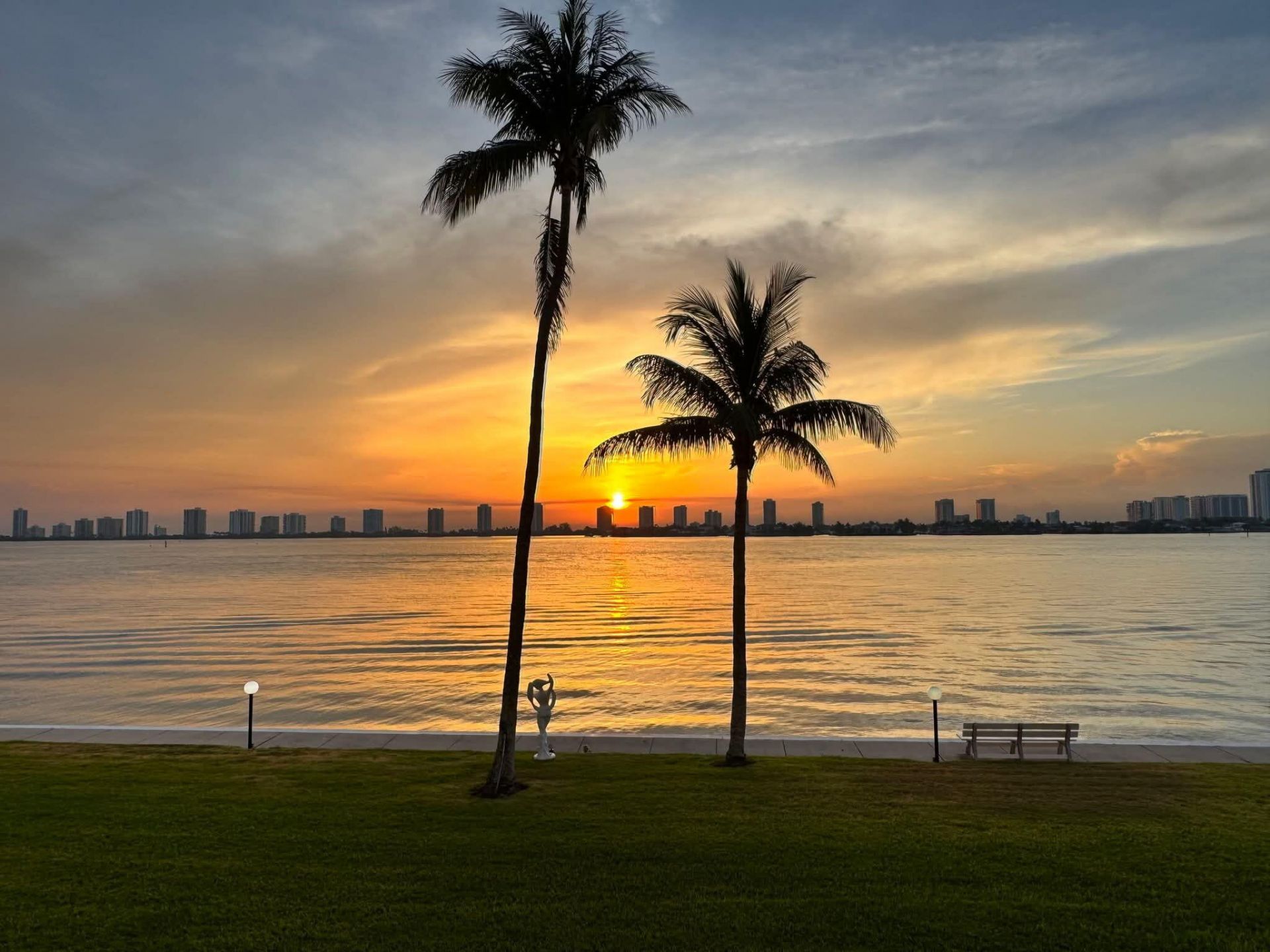 301 Lake Shore Drive, Unit 201, Lake Park, FL 33403 Photo