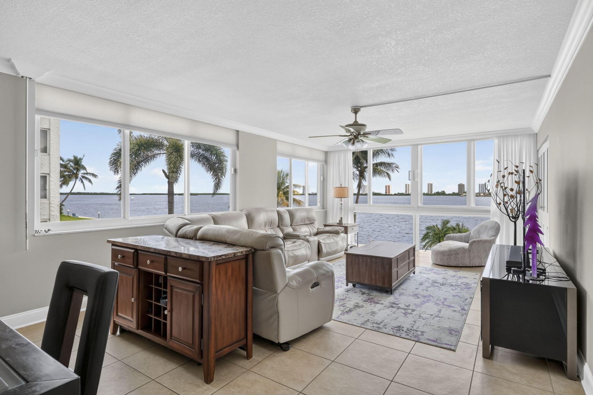 301 Lake Shore Drive, Unit 201, Lake Park, FL 33403 Photo