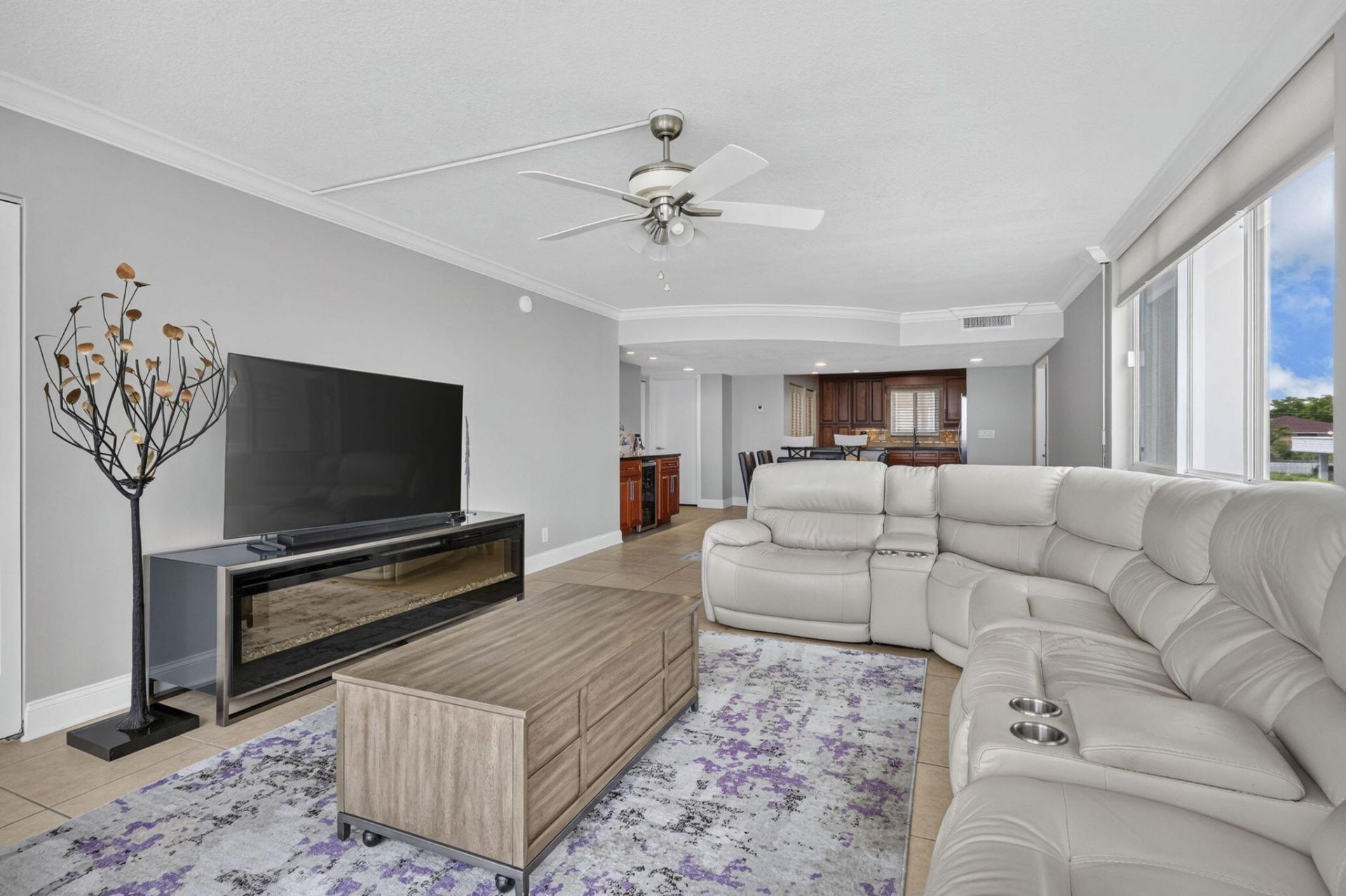 301 Lake Shore Drive, Unit 201, Lake Park, FL 33403 Photo