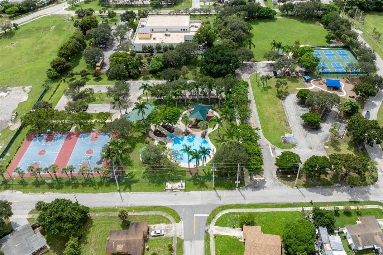 1412 SW 3rd Street, Delray Beach, FL 33444 Photo