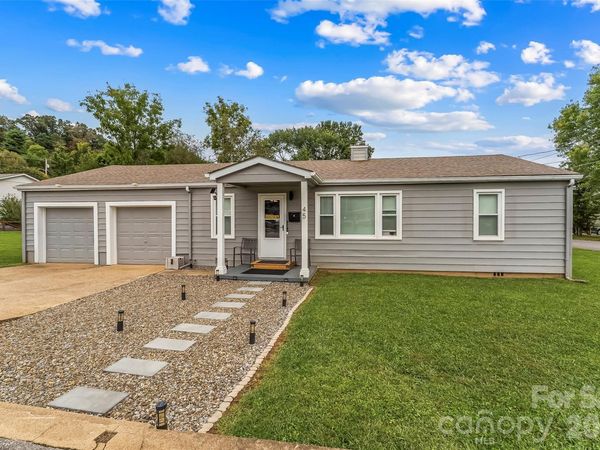 45 Henry Street , Waynesville, NC 28786