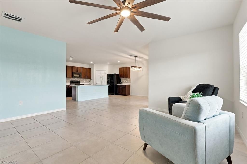 2717 Foralesca Ct, Cape Coral, FL 33909 Photo