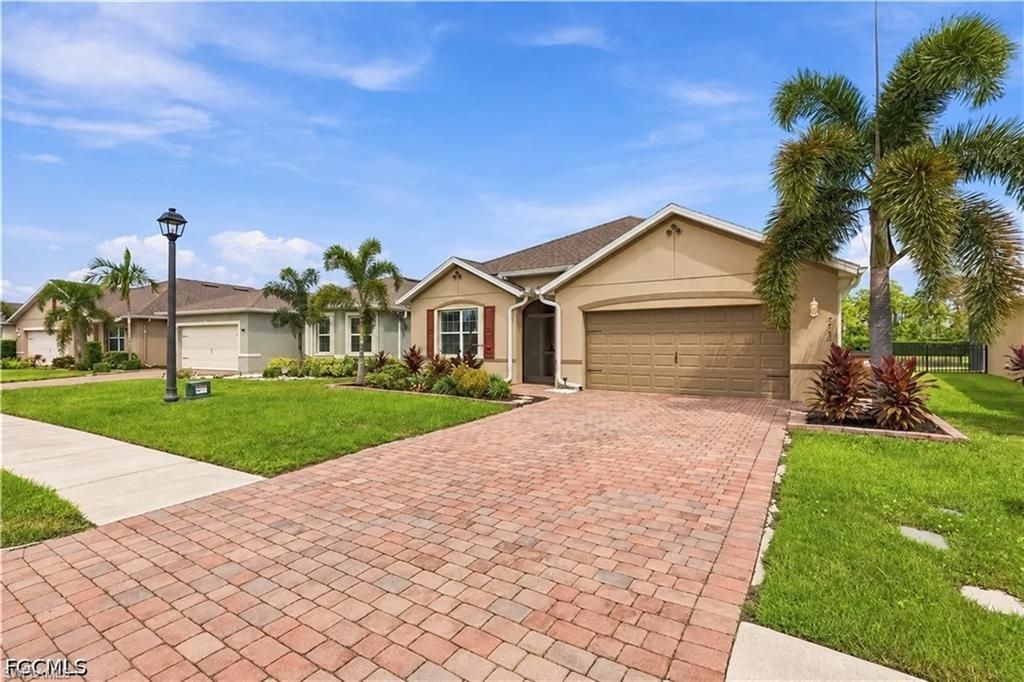 2717 Foralesca Ct, Cape Coral, FL 33909 Photo