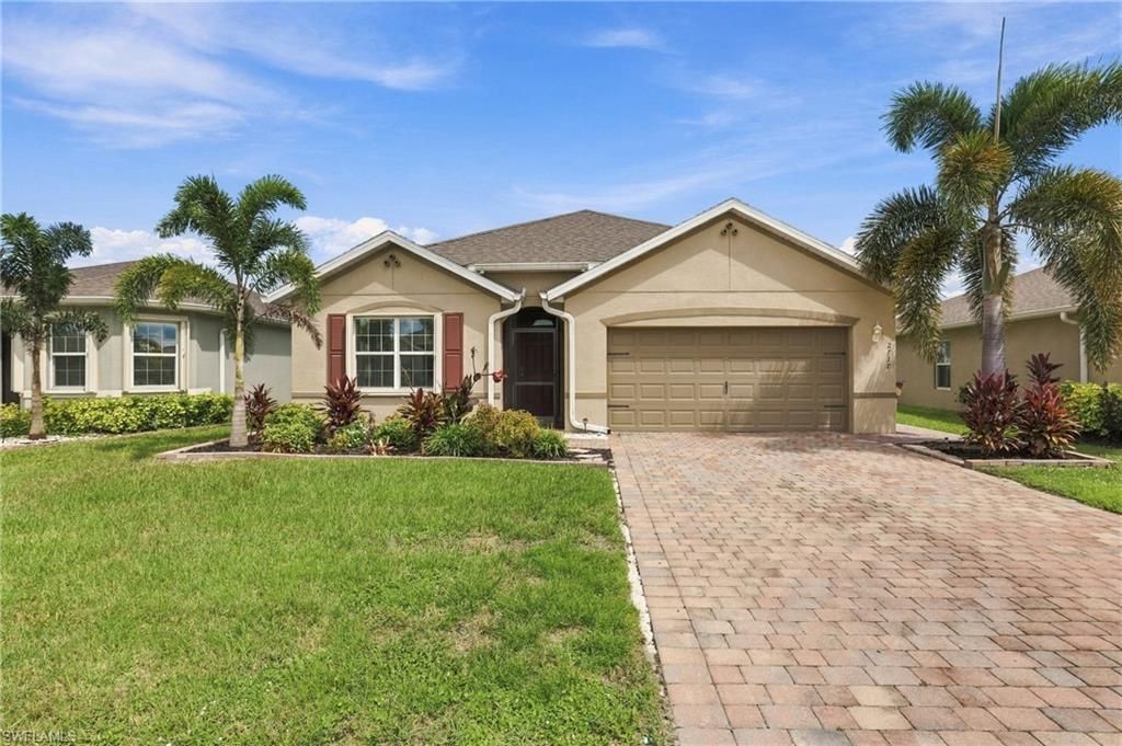 2717 Foralesca Ct, Cape Coral, FL 33909 Photo