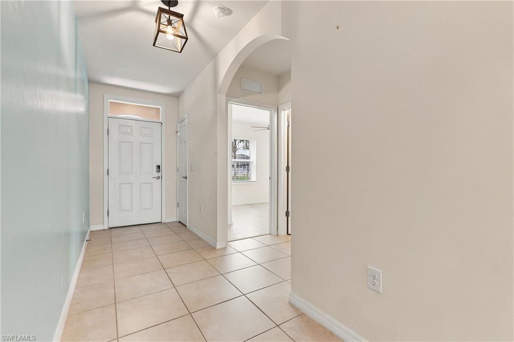 2717 Foralesca Ct, Cape Coral, FL 33909 Photo