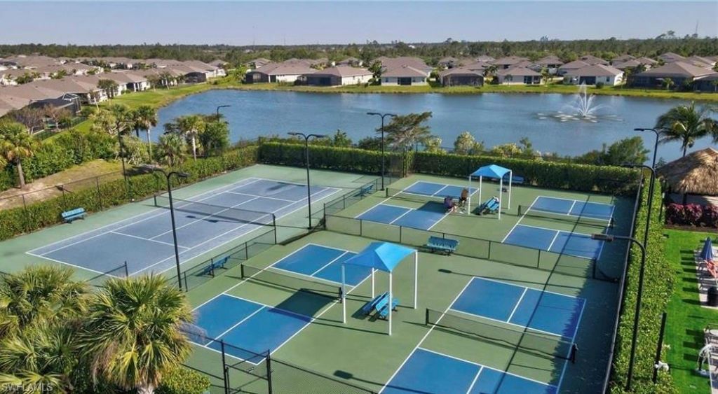 2717 Foralesca Ct, Cape Coral, FL 33909 Photo