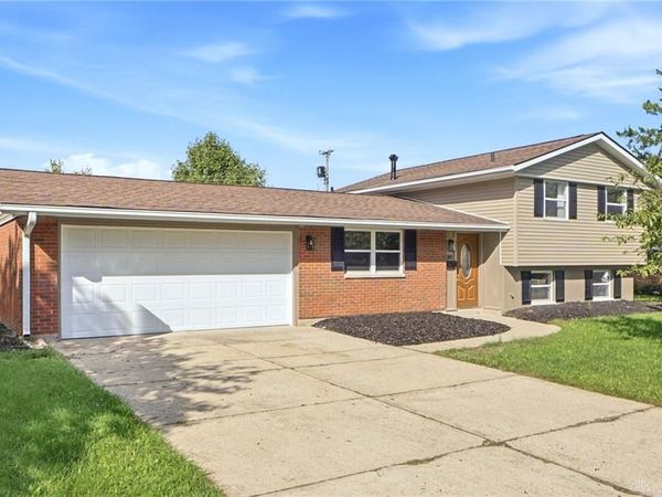 281 Fairway Drive, Fairborn, OH 45324
