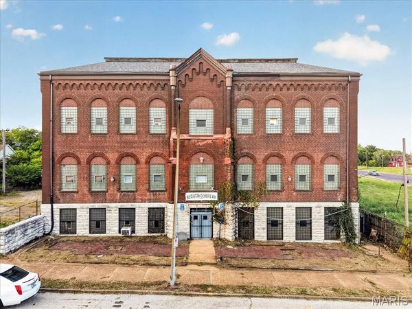 1515 N Market Street, St Louis, MO 63106