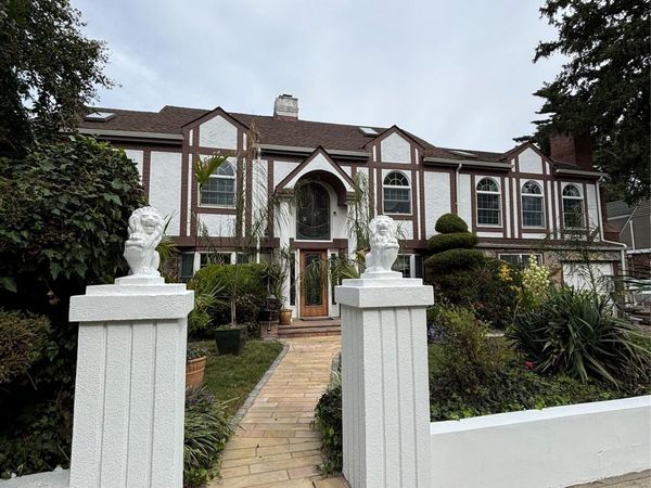 80 Surrey lane , Hempstead, NY 11550