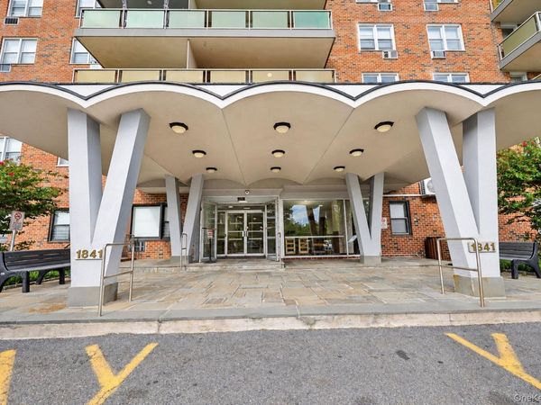 1841 Central Park Avenue , Unit 6N, Yonkers, NY 10710