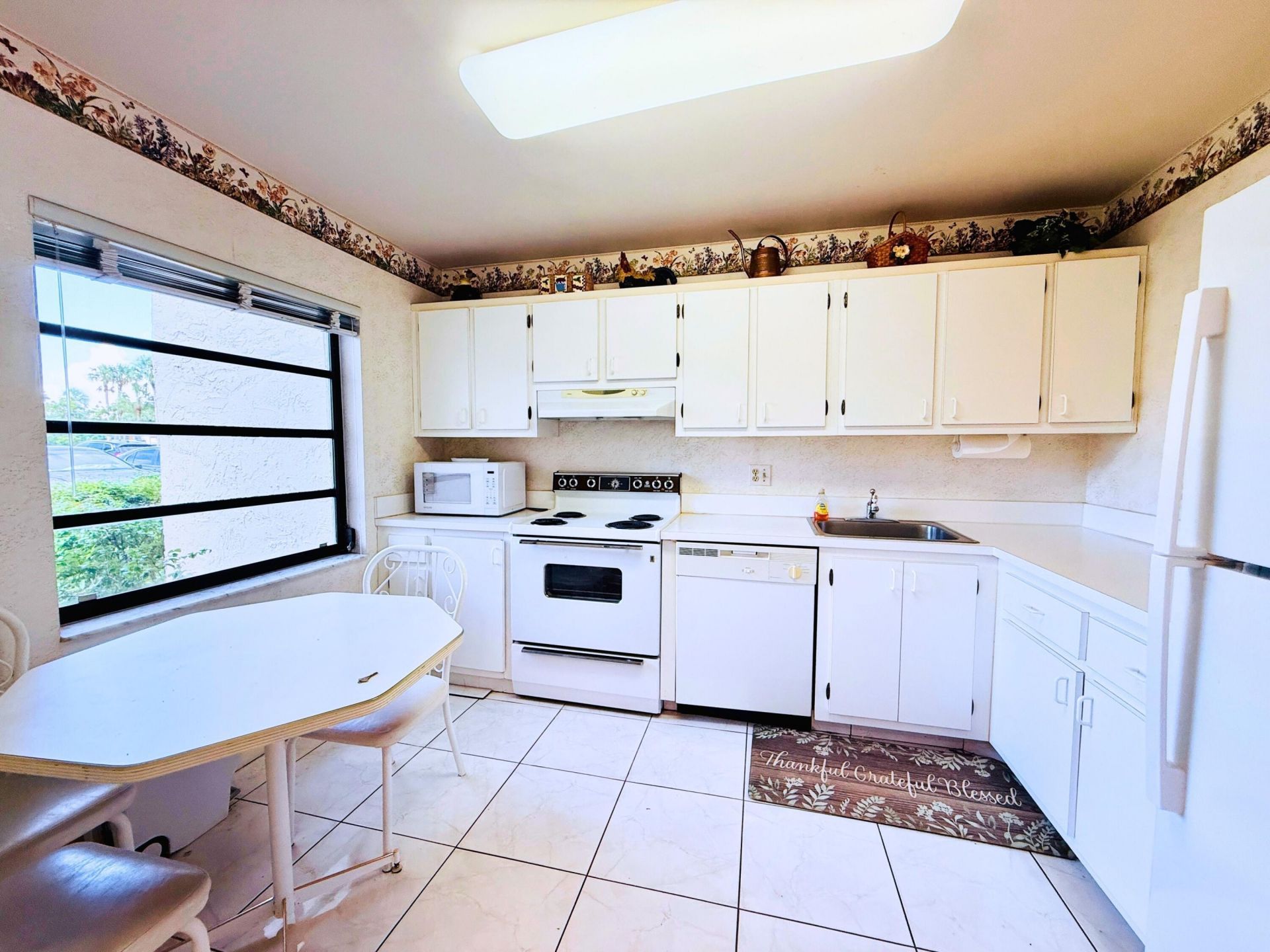 8410 Casa Del Lago, Unit E, Boca Raton, FL 33433 Photo