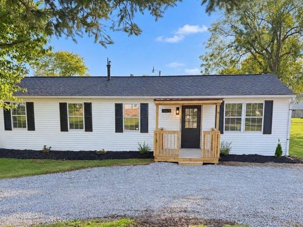13695 High Street , Sedalia, OH 43151
