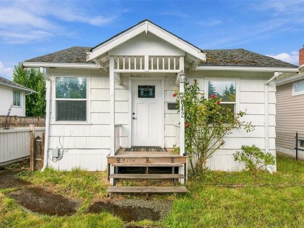 3642 15th Ave , Port Alberni, BC V9Y 5C6