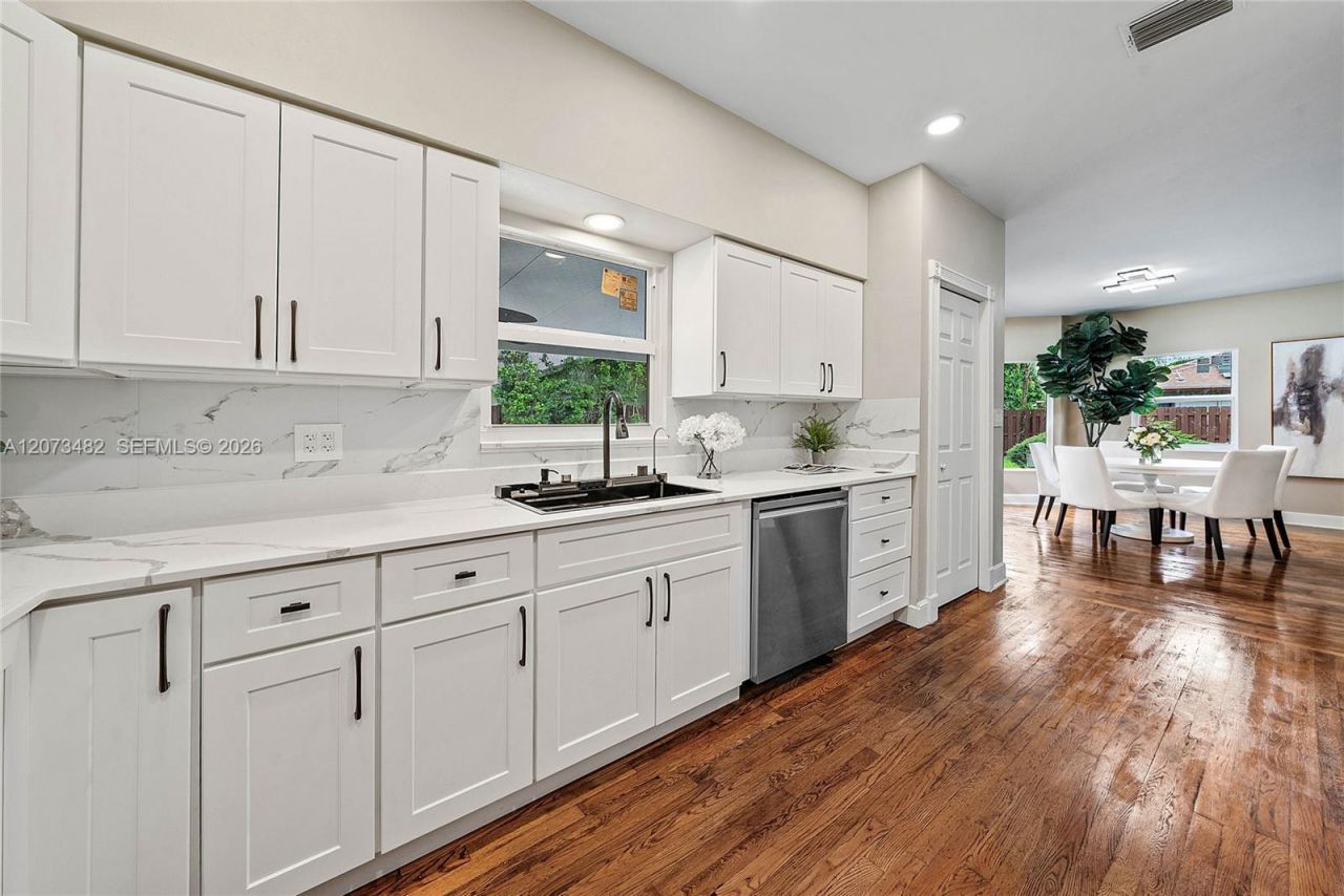 1645 The 12th Fairway, Wellington, FL 33414 Photo