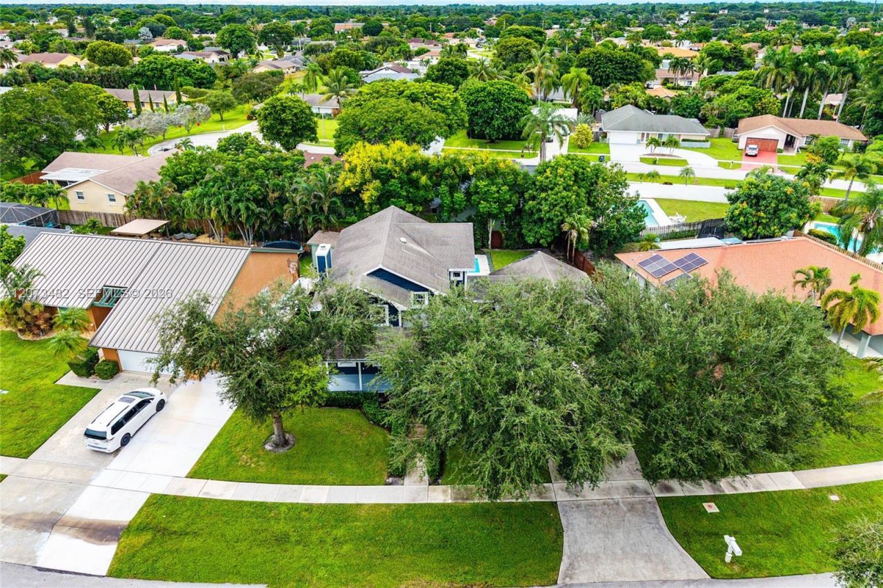 1645 The 12th Fairway, Wellington, FL 33414 Photo