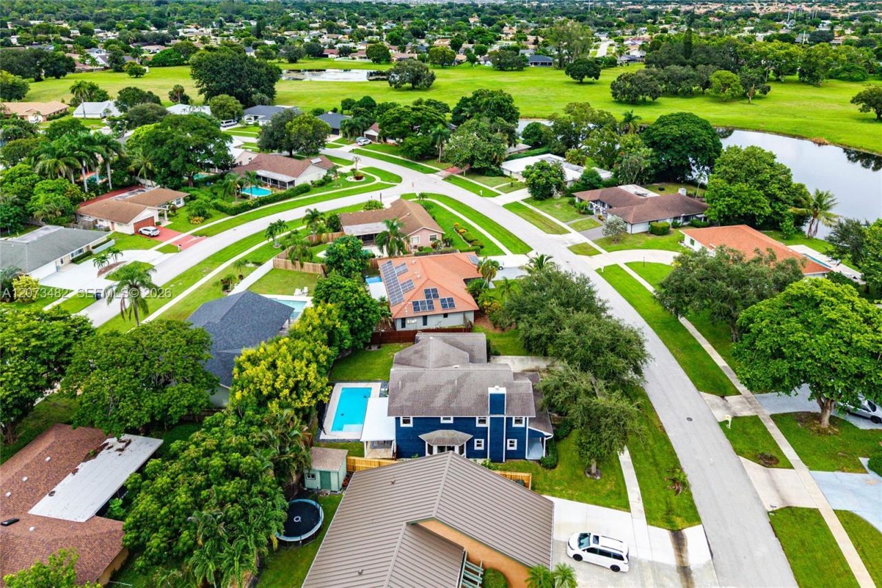 1645 The 12th Fairway, Wellington, FL 33414 Photo