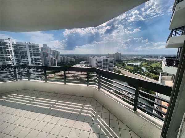3500 Mystic Pointe Dr , Unit 3002, Aventura, FL 33180