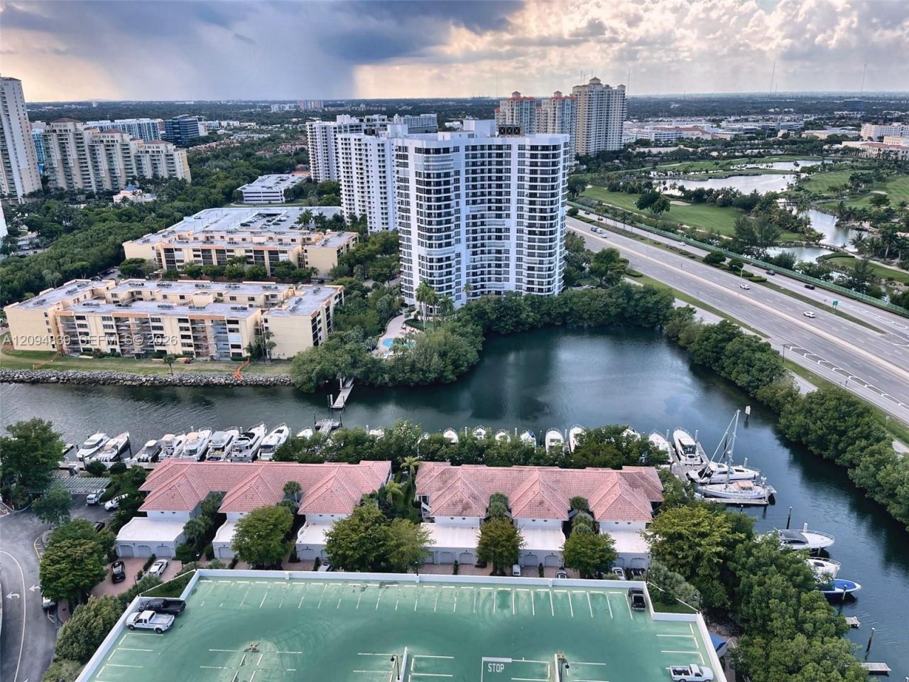 3500 Mystic Pointe Dr , Unit 3002, Aventura, FL 33180 Photo