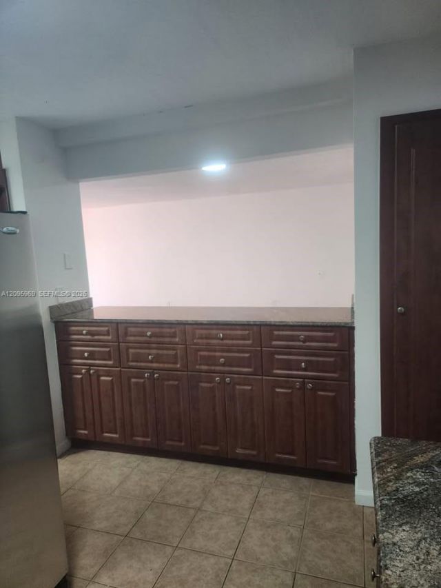 8889 N Fontainebleau Blvd , Unit 211, Miami, FL 33172 Photo